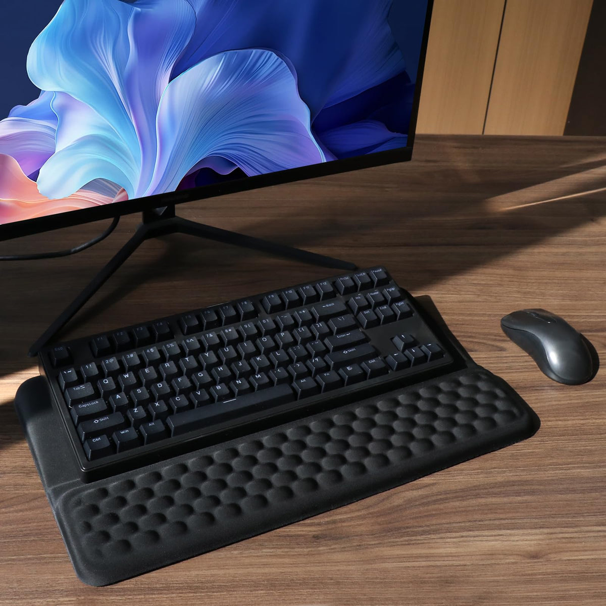 Angled Keyboard Stand with Wrist Rest